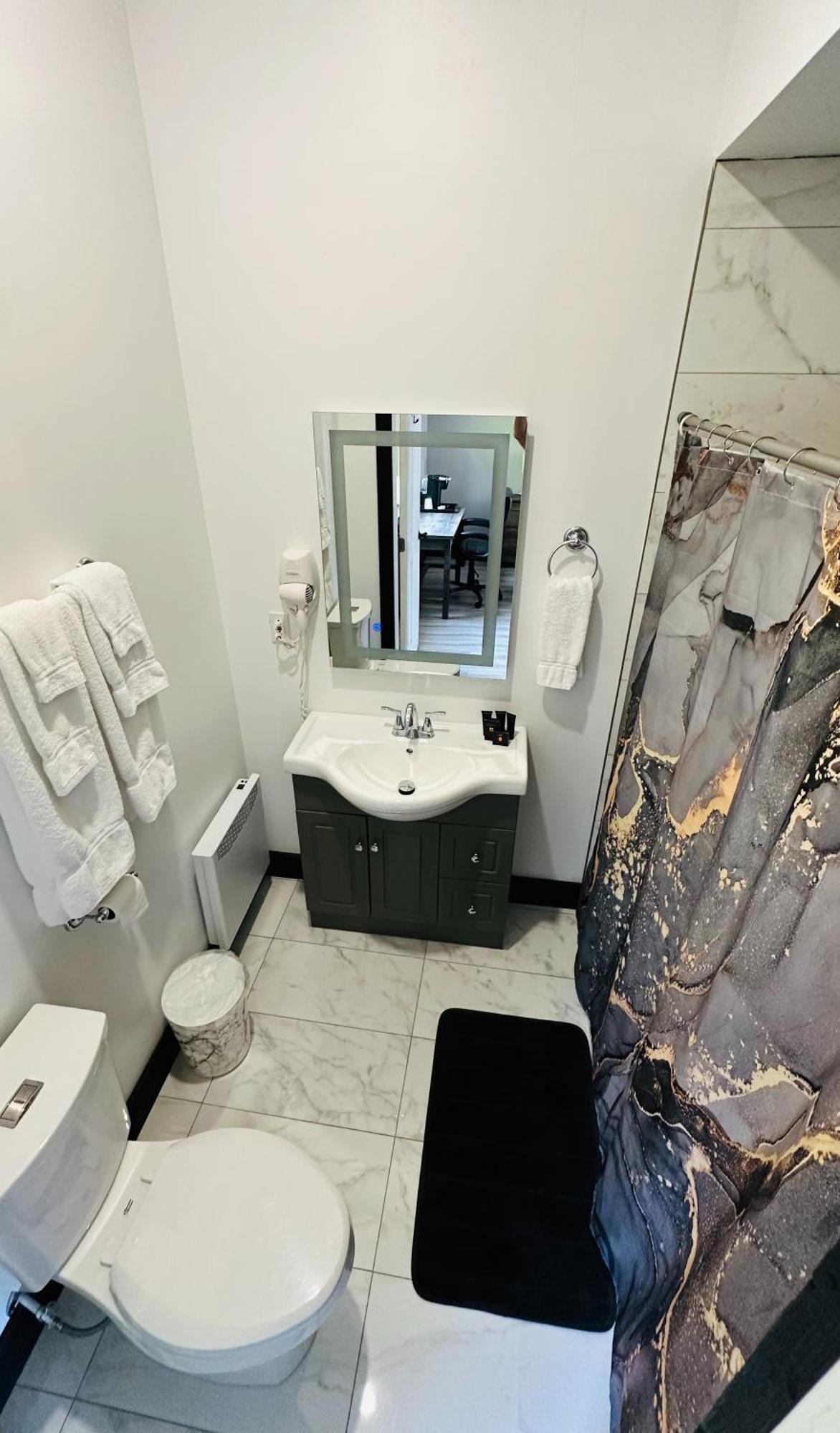 Motel 7 Inn & Suites Beresford Εξωτερικό φωτογραφία